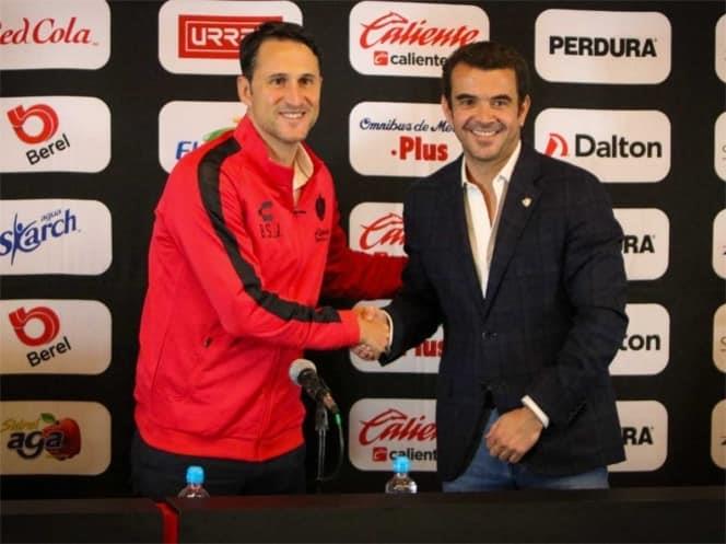 Beñat San José es presentado con Atlas: Es un equipo fantástico Beñat San José es presentado con Atlas: Es un equipo fantástico