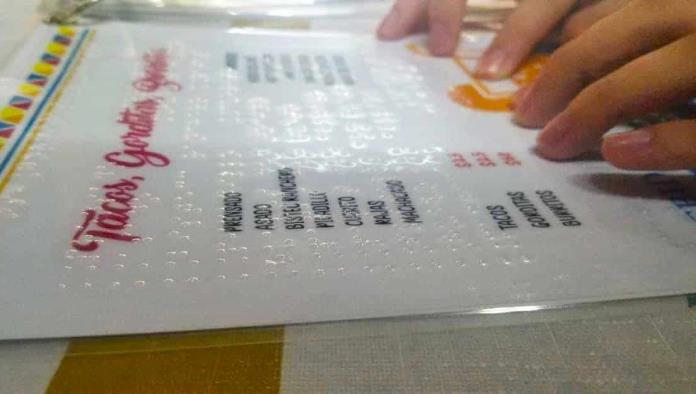 Presentan primer menú en braille