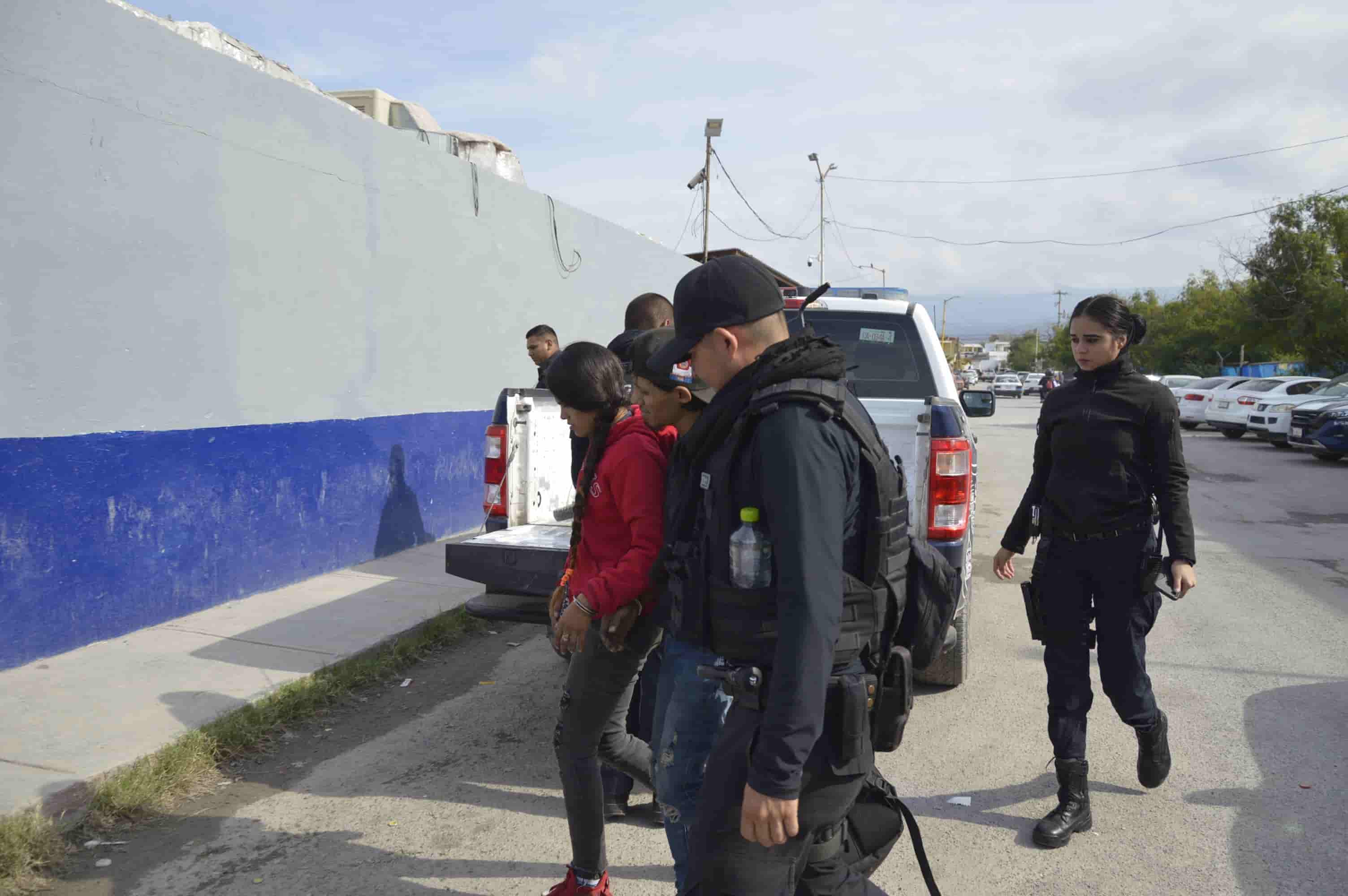 Le entraba parejita duro al ‘crico’ en plena zona centro