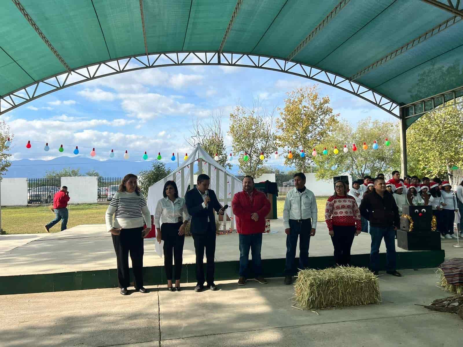 Realizan en CONALEP su Pastorela Navideña