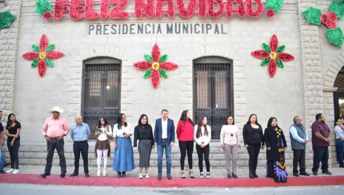 Inunda a San Buena el espíritu navideño