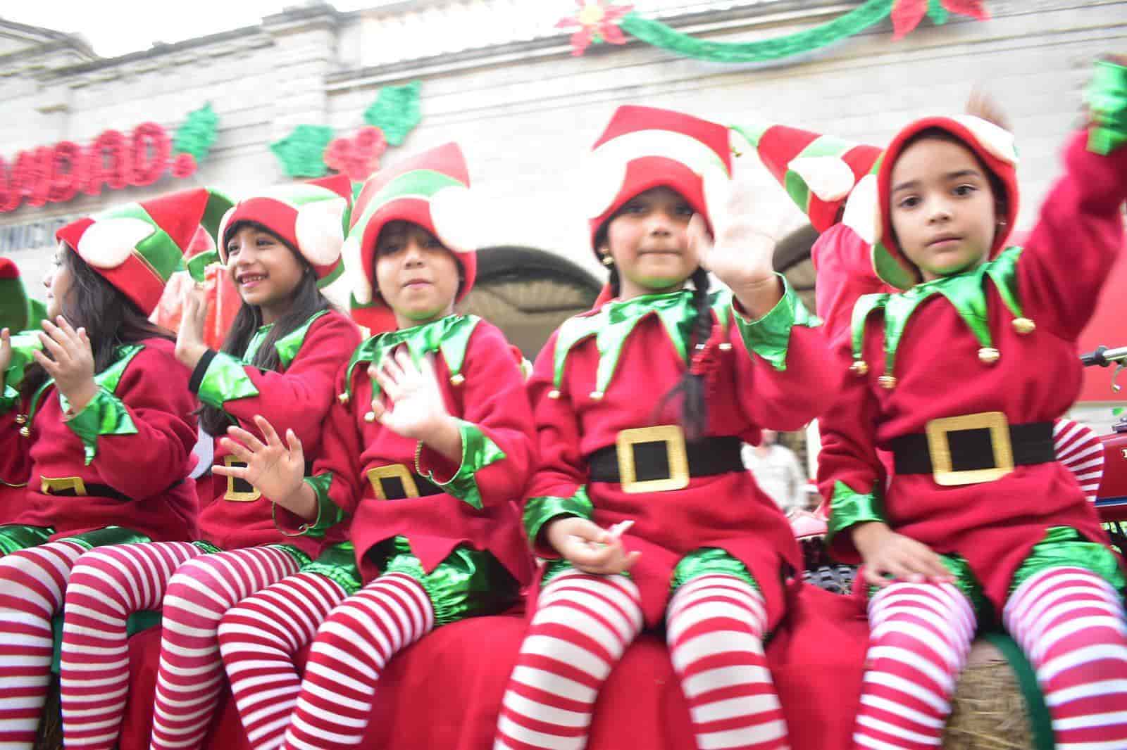 Inunda a San Buena el espíritu navideño