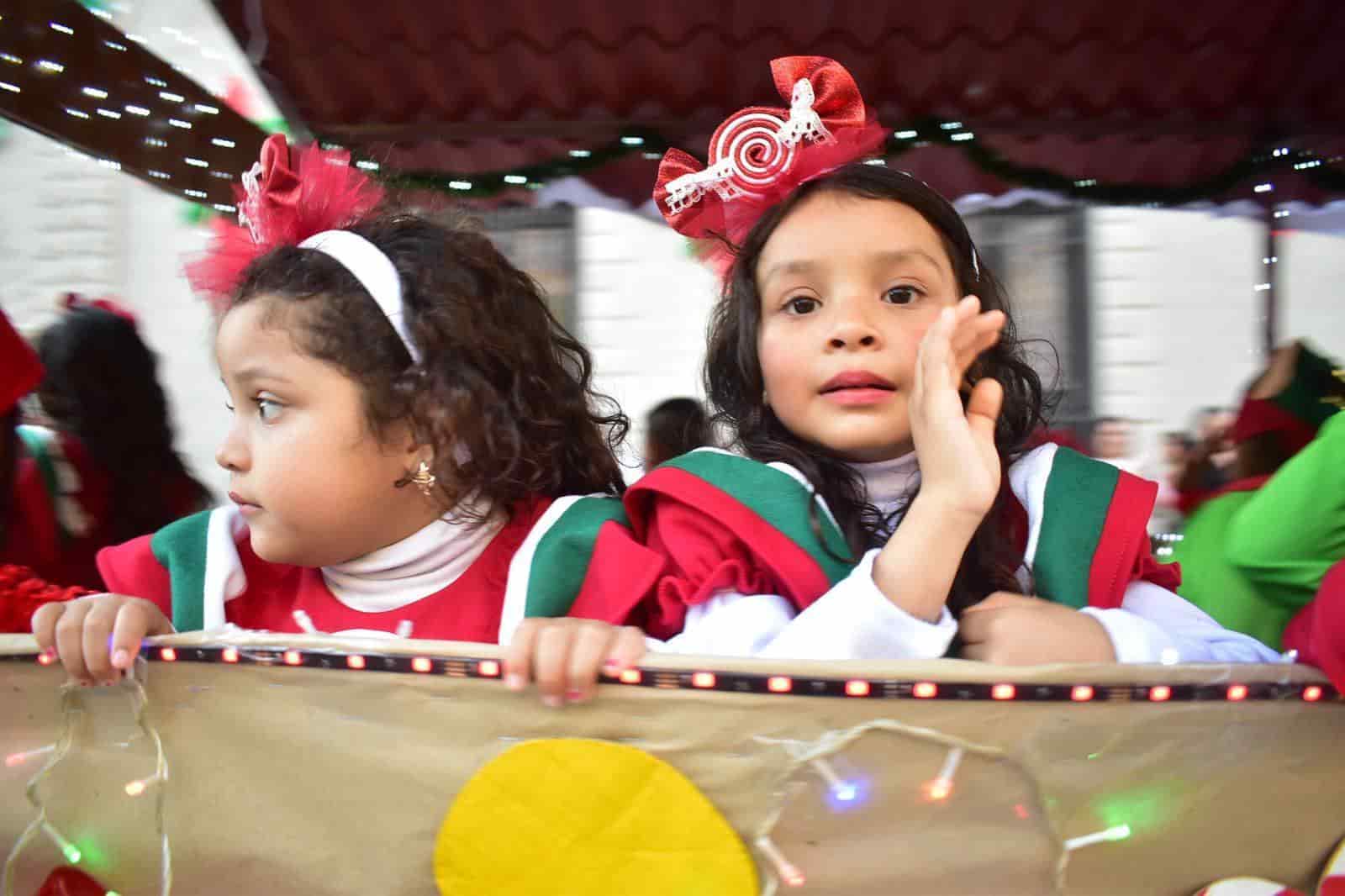 Inunda a San Buena el espíritu navideño