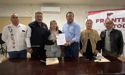 Alcalde de Frontera entrega una hectárea de terreno a la sección V