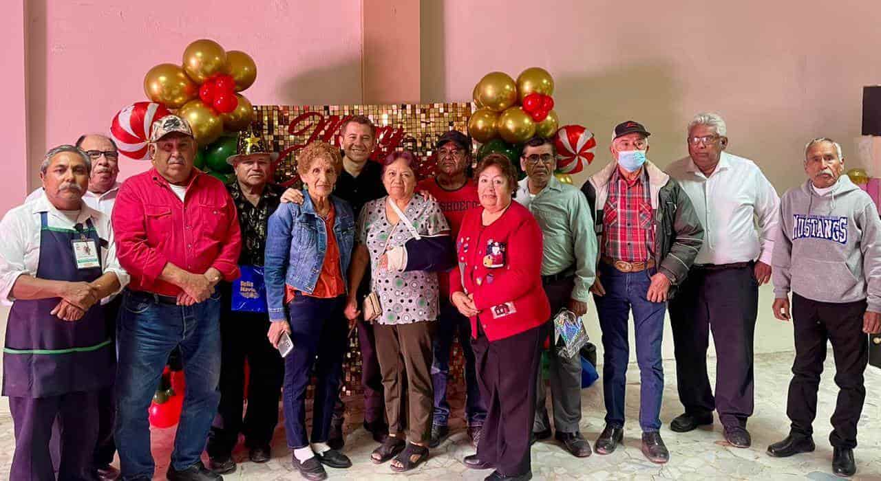 Ofrece el DIF de San Buena posada a abuelitos