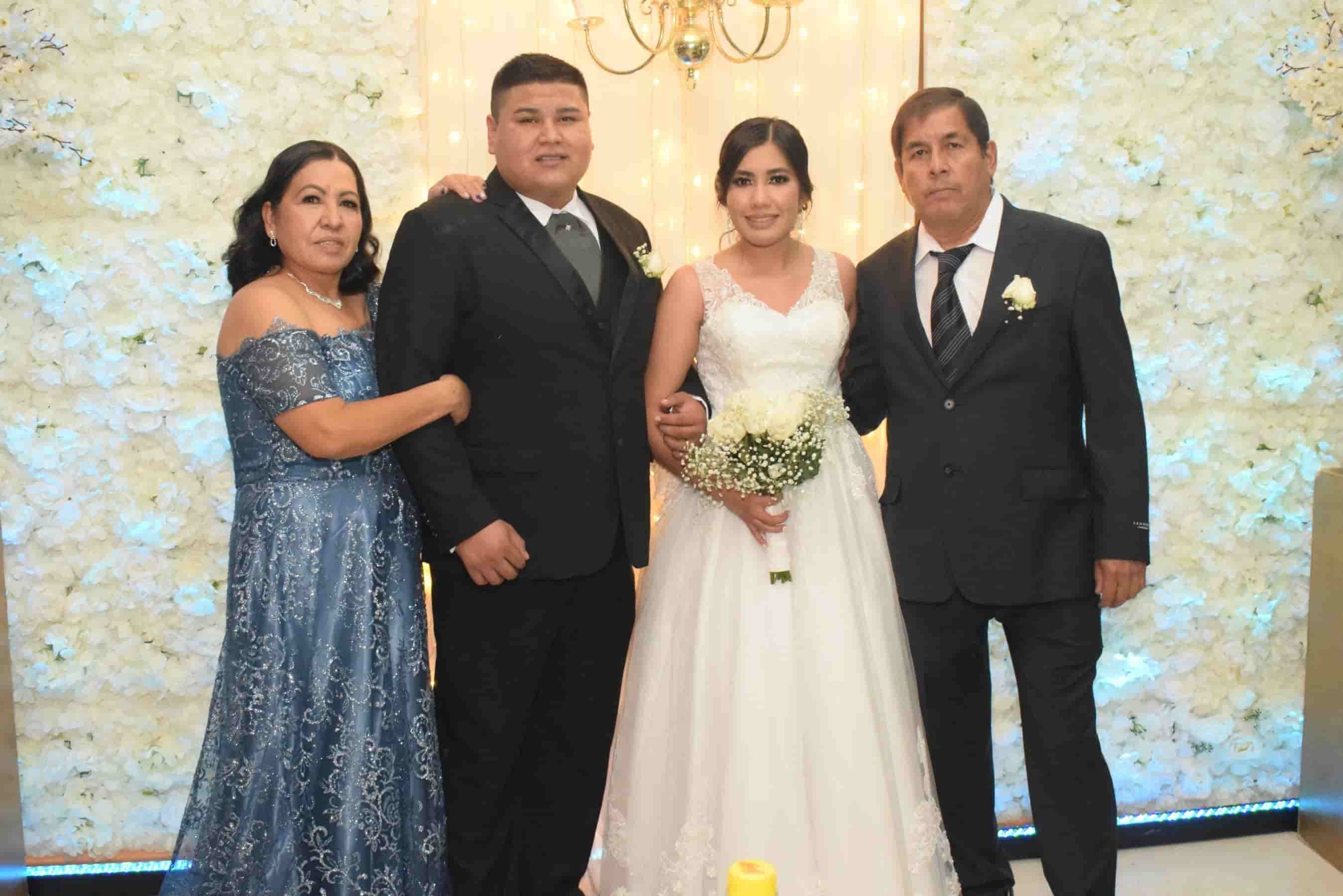 Lesly Yulissa y César Alejandro unen sus vidas