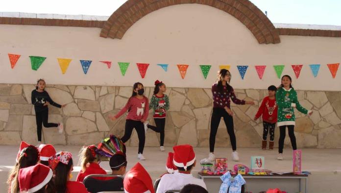 Finalizan cursos en la Casa de la Cultura en Allende