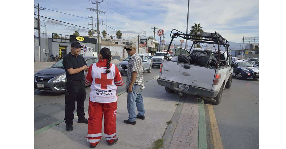 Se mete paisano en contra y choca por culpa del GPS