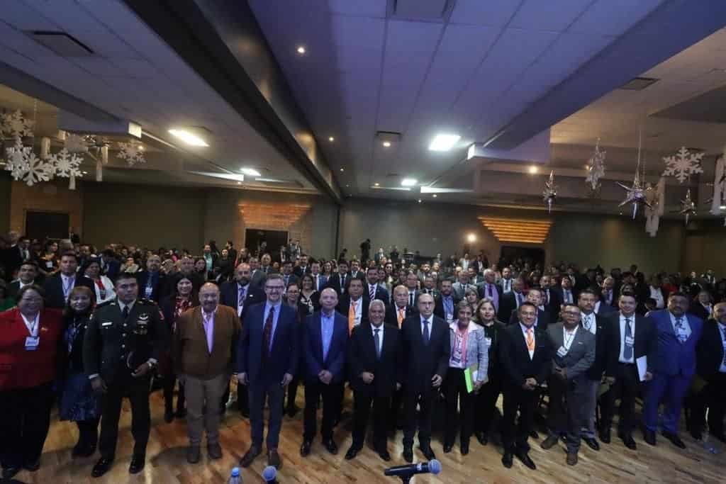 Celebra magisterio 40 aniversario del Fondo de Ayuda 