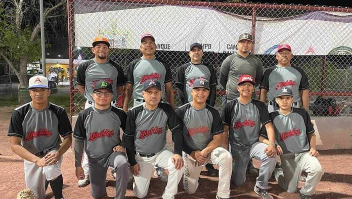 Antonio Maldonado encaló a Plebes