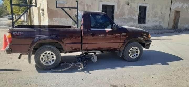 Camioneta ARROLLA a CICLISTA en Nava
