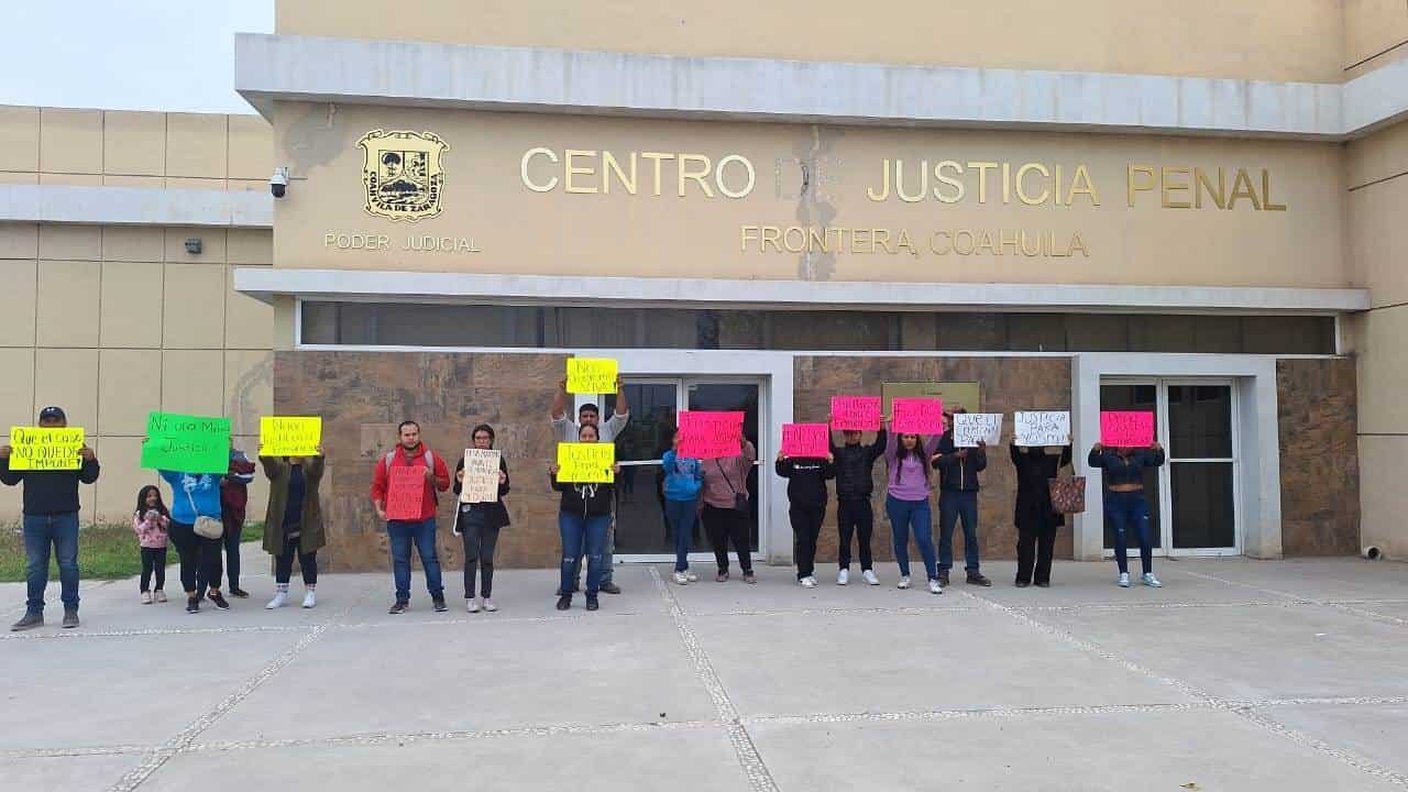 Clama Justicia la familia de Yosmi