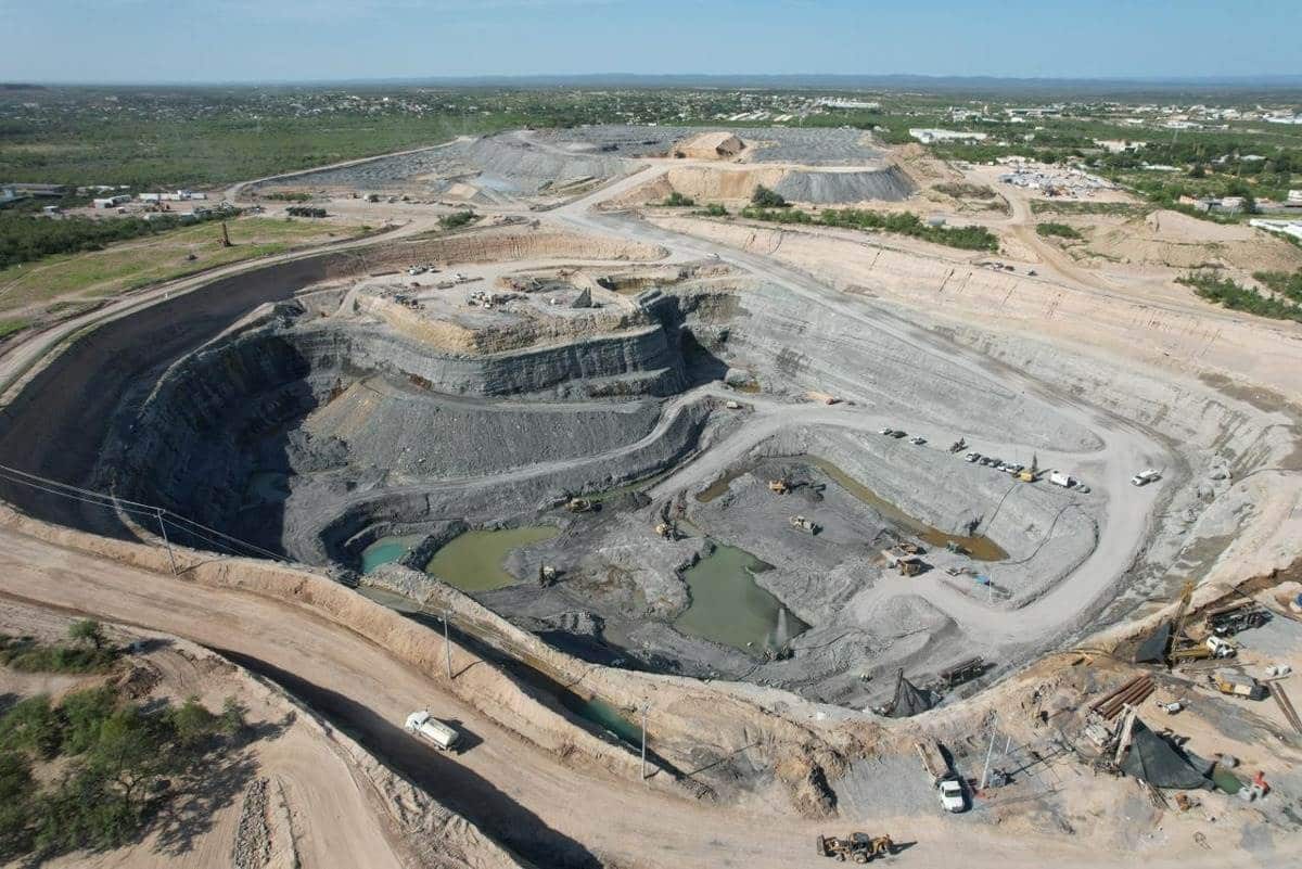 Esperan rescate de mineros