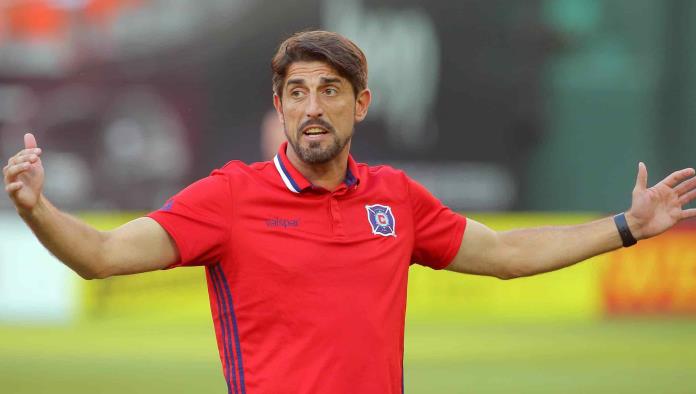 Veljko Paunovic se tambalea como director técnico de Chivas