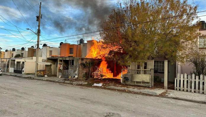 Arde domicilio en Fundadores 