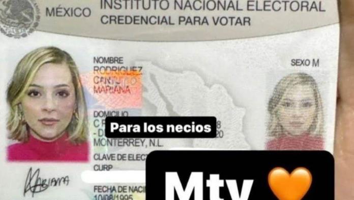 Para los necios: Mariana Rodríguez muestra su INE en redes