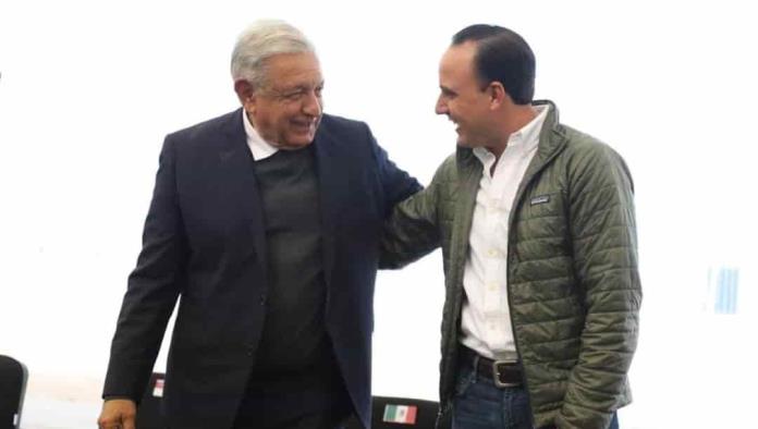 Con AMLO, trabajo en equipo: Manolo