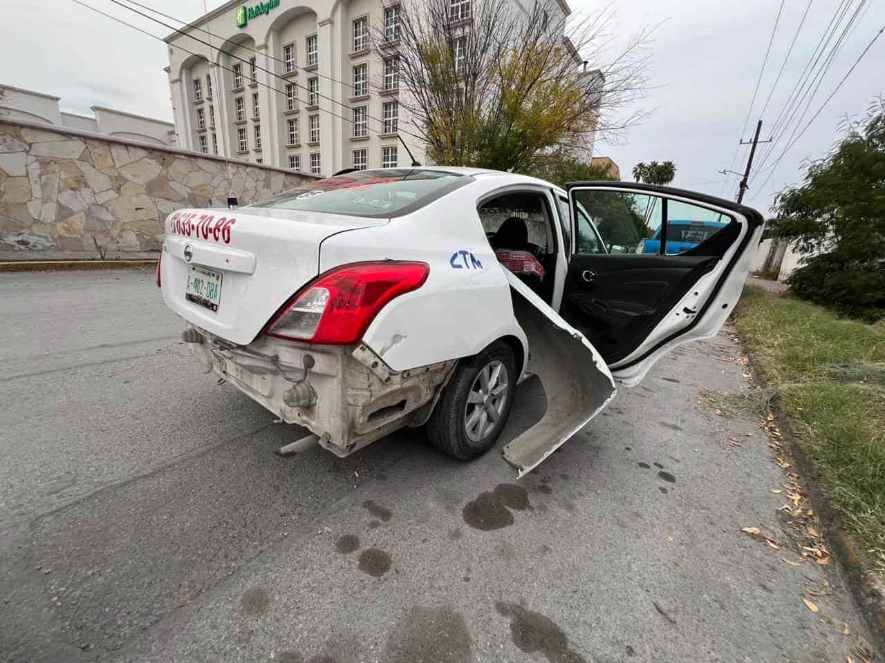 Se ensarta repartido atrás de Versa