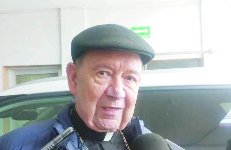 Exhorta el obispoayuda a migrantes