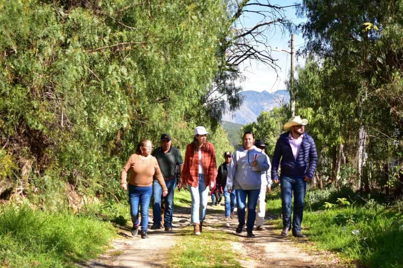 Lleva Paola brigadas a comunidades rurales