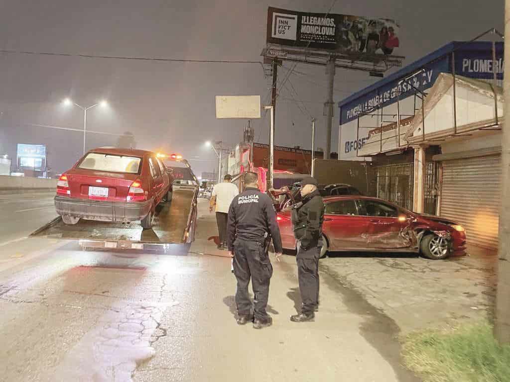 Le pega a un fusión destroza un costado