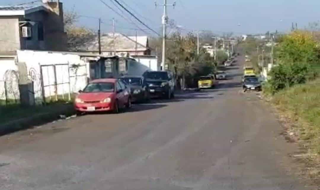 Vecinos reportan peligroso SOCAVÓN en la colonia Tierra y Esperanza