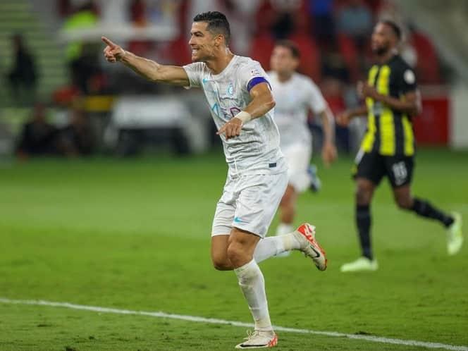 Cristiano le gana la partida a Benzema con doblete en triunfo del Al-Nassr