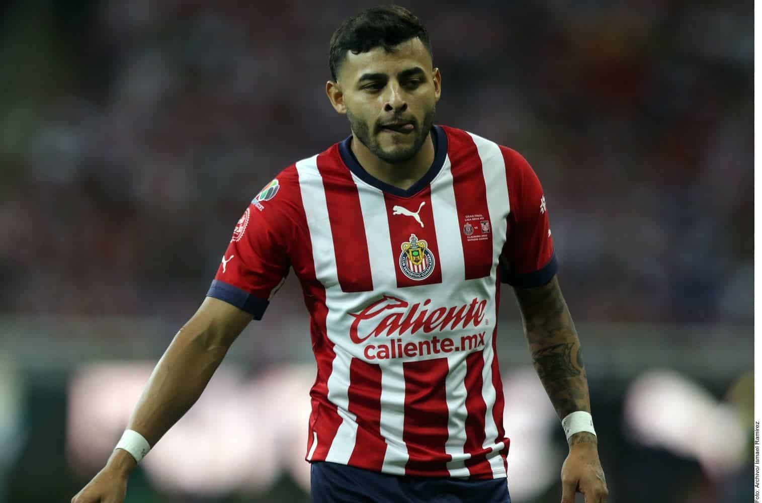 Ya hay acuerdo entra la directiva del Cruz Azul y Alexis Vega para que el mundialista en Qatar 2022 sea jugador celeste por 3 años.