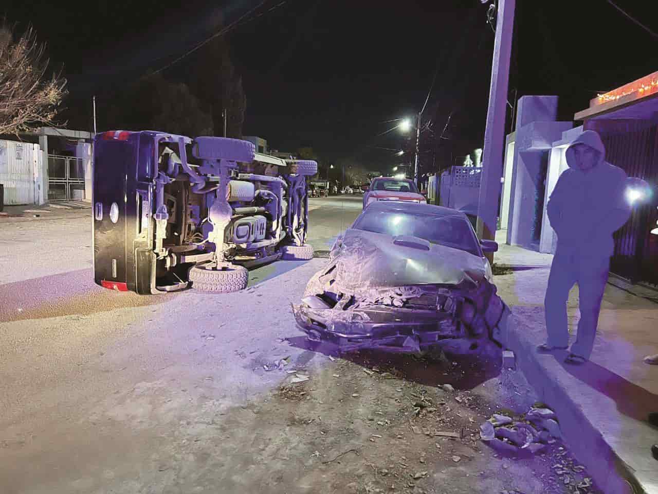 Arremanga auto, vuelca en la Bellavista y escapa