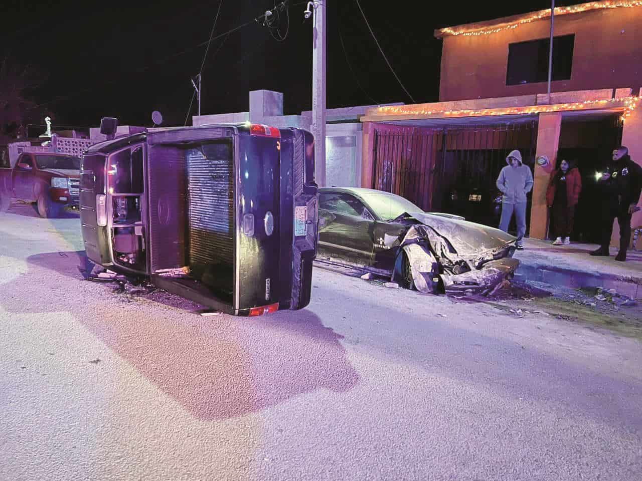 Arremanga auto, vuelca en la Bellavista y escapa