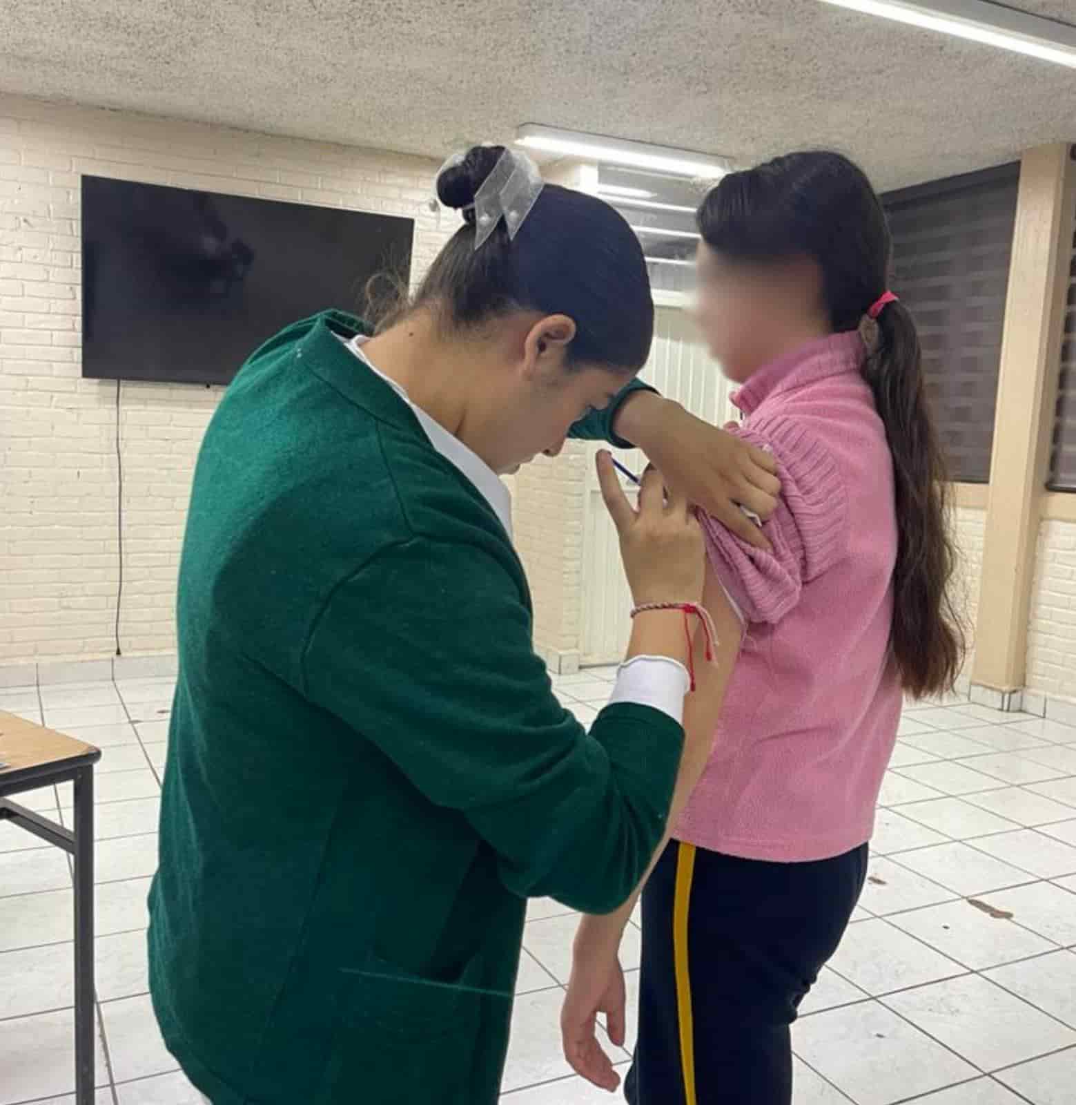 Virus de papiloma es asociado con el cáncer cervicouterino.