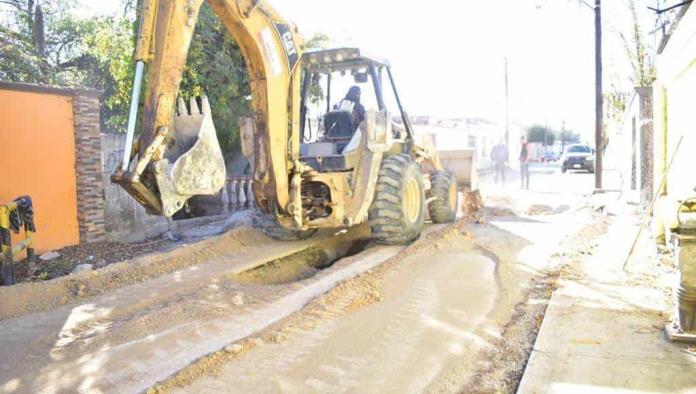 Soluciona Hugo drenaje  sanitario en Zona Centro