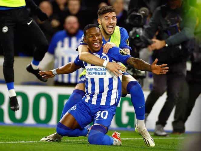 Brighton sorprende y aleja al Tottenham de los primeros lugares