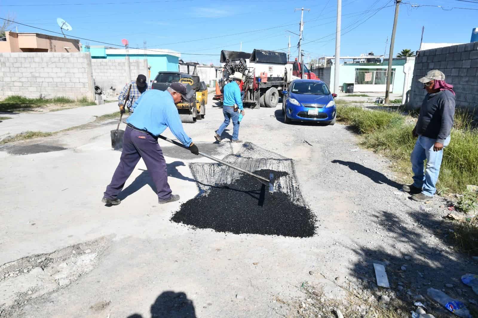 Existen varias técnicas de reparación para baches, y la elección de la mejor técnica depende de diversos factores, como el tamaño y la gravedad del bache, así como las condiciones climáticas.