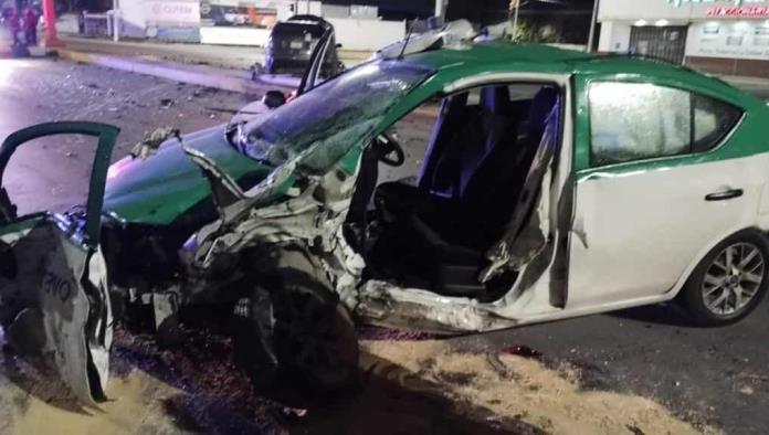 BRUTAL CHOQUE dejas personas lesionadas y daños de consideración