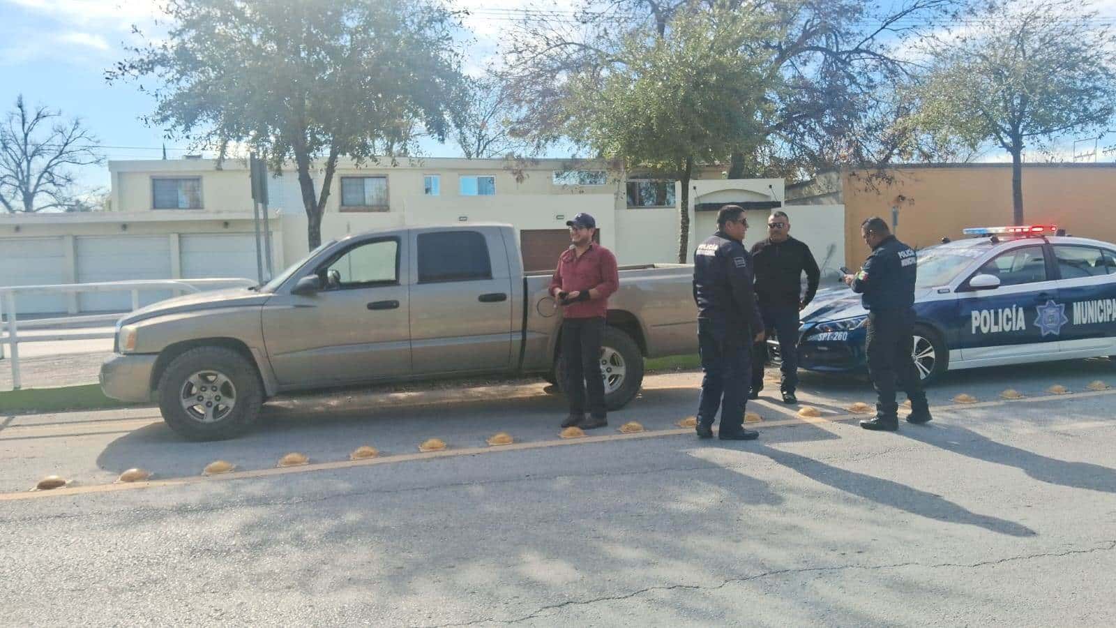 Se le descompone troca y queda varado en el Madero