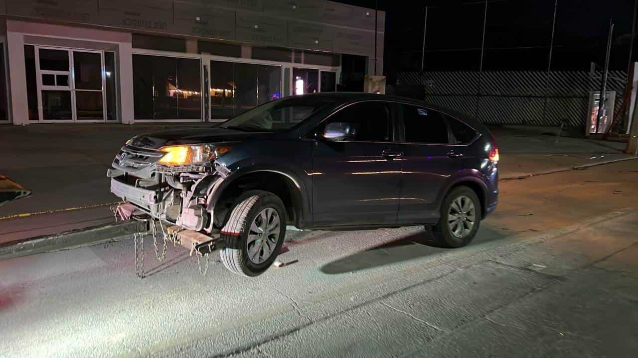 Frunce en choque camioneta del año