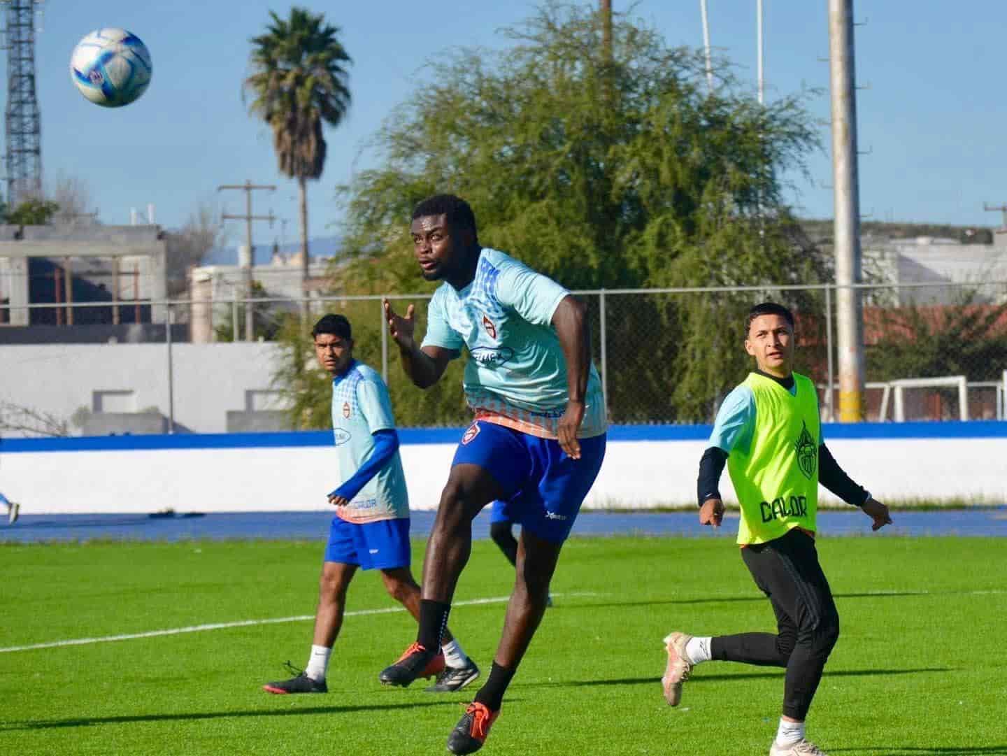 Cierra Calor con fuerte entrenamiento