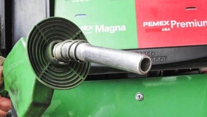 AMLO niega gasolinazo; Acusa a medios de un ataque organizado