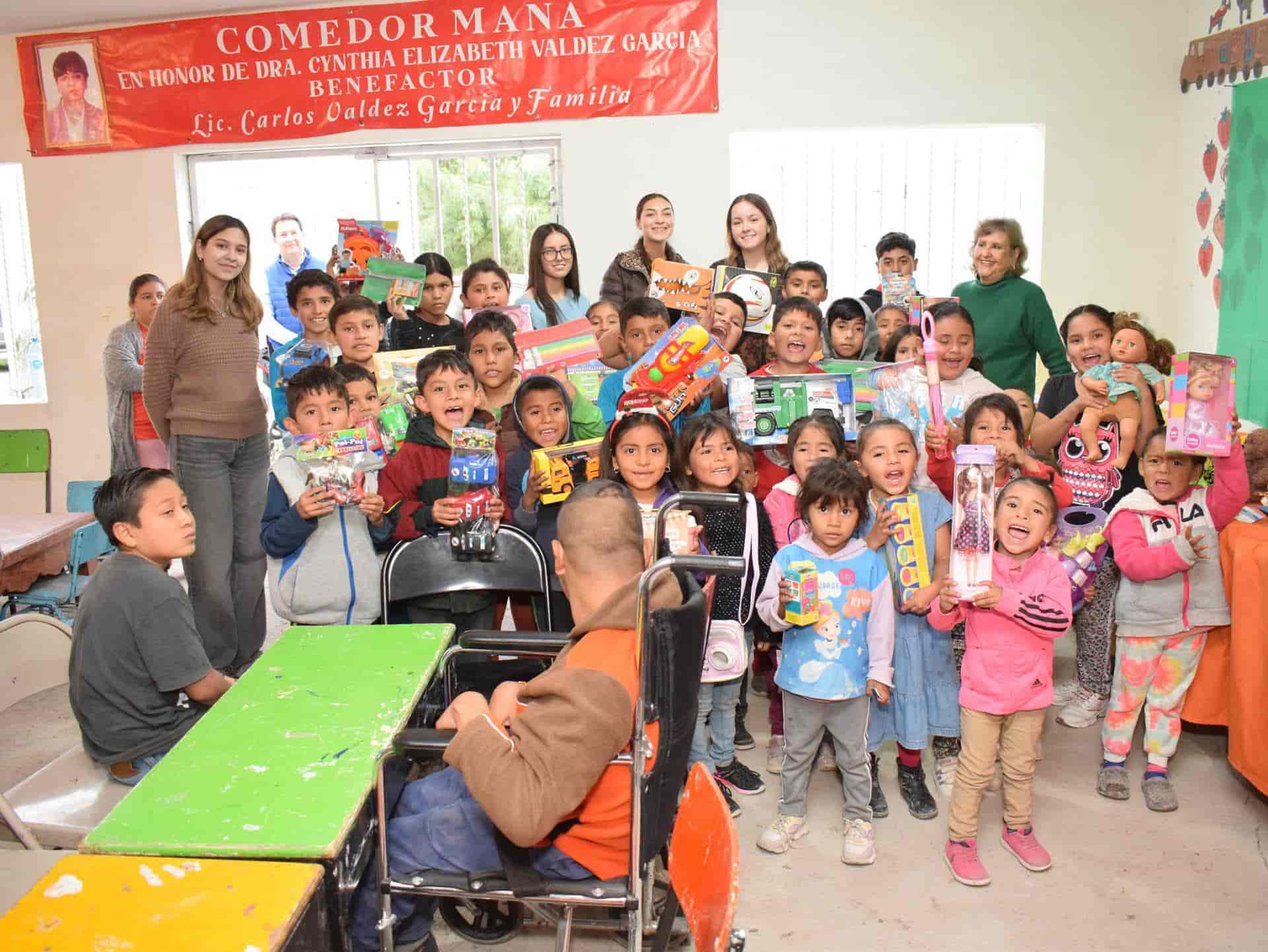 Celebran posada niños del comedor Infantil MANÁ