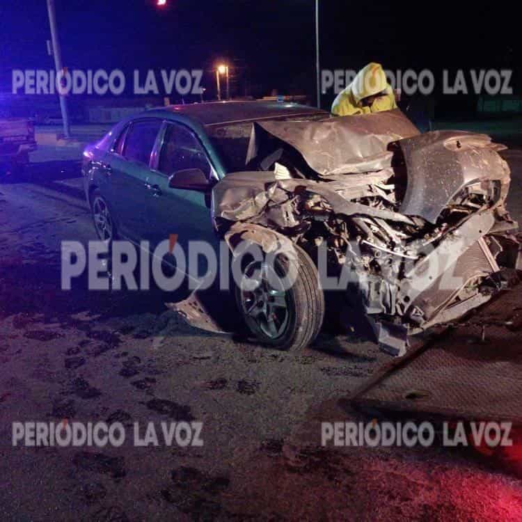 Fuerte accidente en el bulevar Galaz