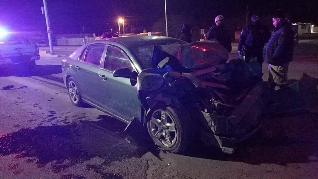 Fuerte accidente en el bulevar Galaz