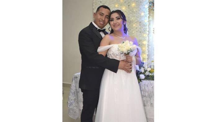 Yessika y Ángel se unen en matrimonio