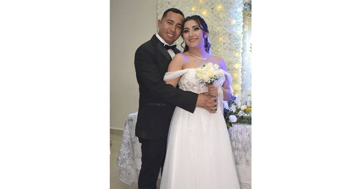 Yessika y Ángel se unen en matrimonio