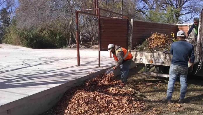 Mantienen limpieza en la ciudad