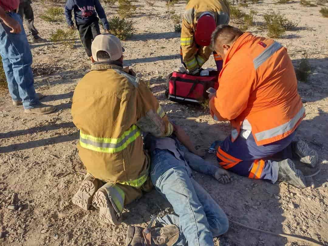 Grave jinete; lo aplastó caballo