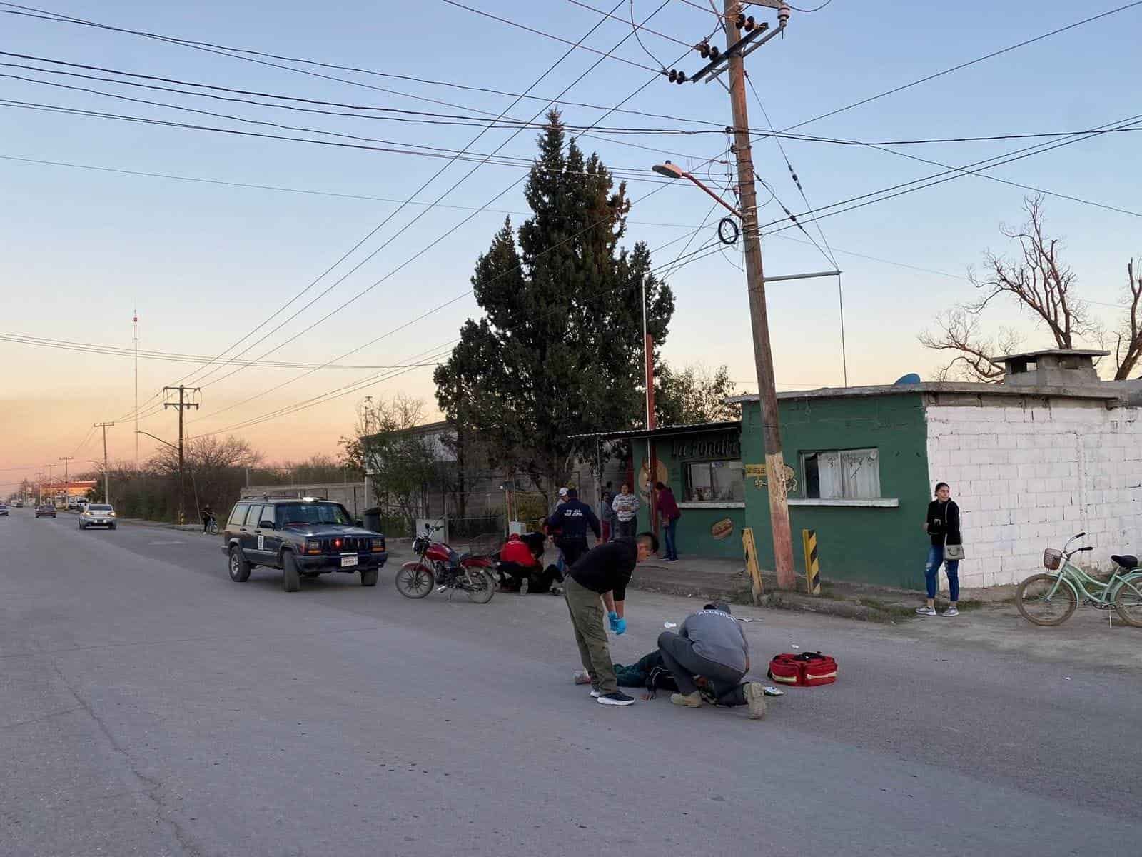 Motociclista ARROYA a mujer de 83 años en Morelos