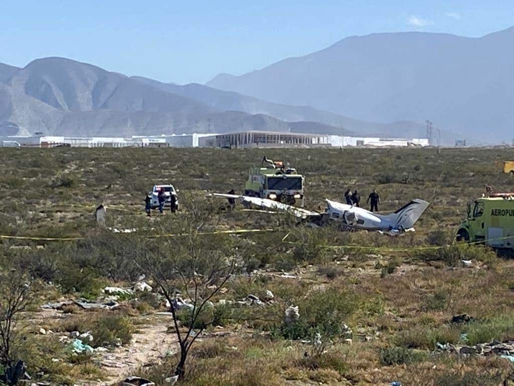 Mueren 4 en caída  de avioneta