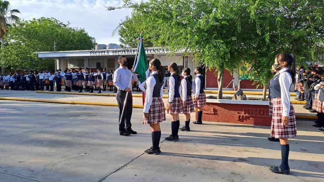 Docentes se preparan para recibir 36 mil alumnos