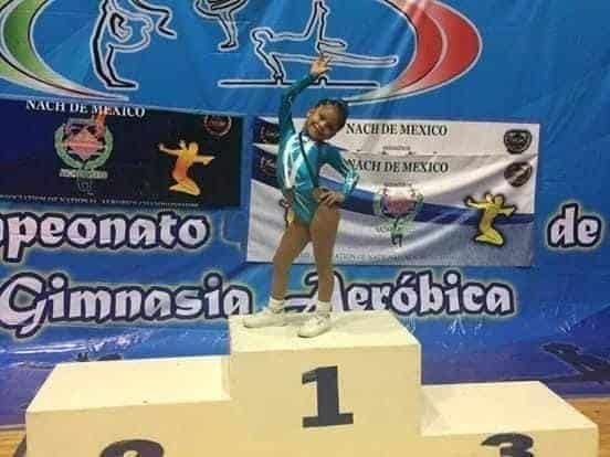 Su pasión la gimnasia rítmica